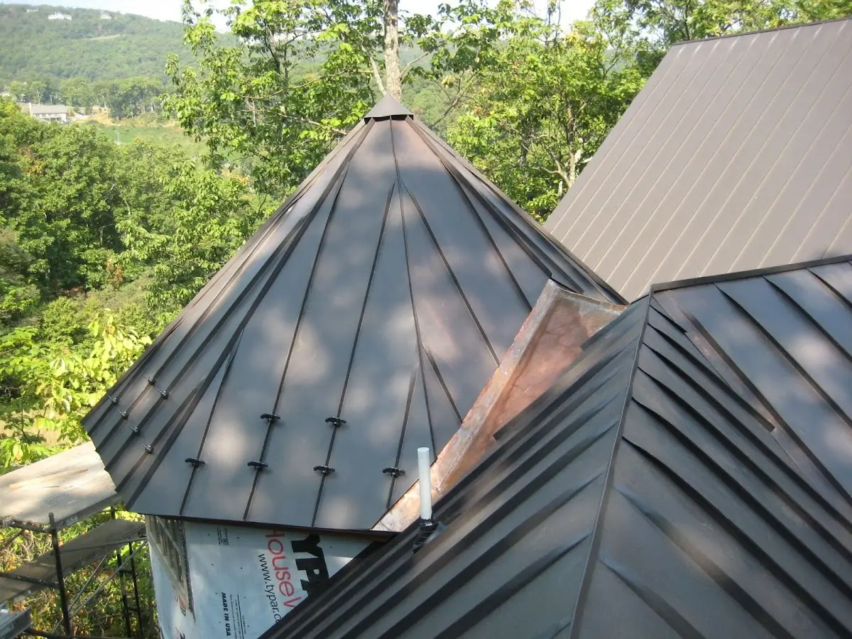 Professional Gutter Cleaning by Craftsman Roofing in Northwood